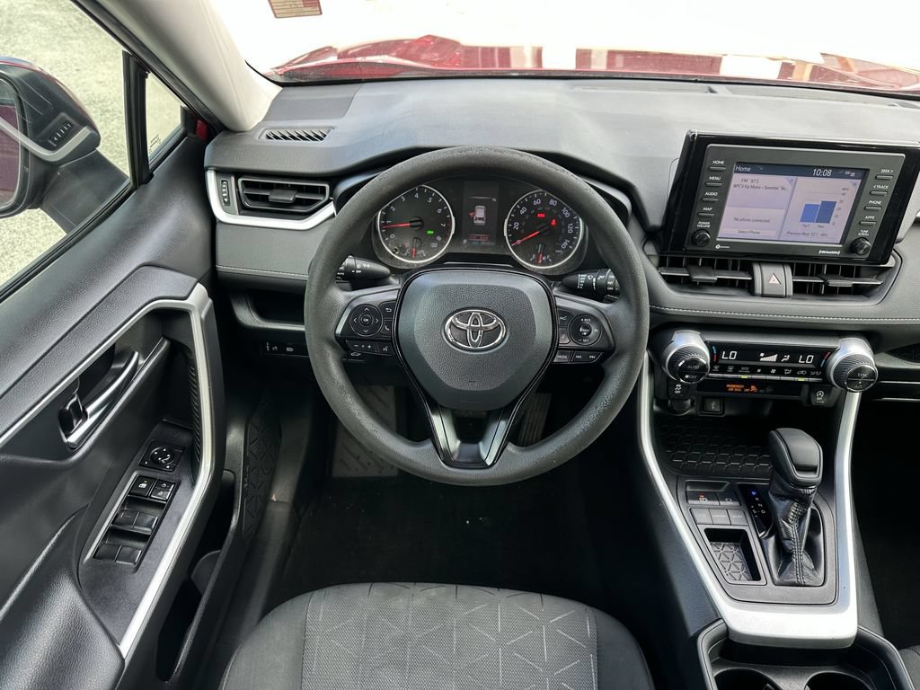Used 2020 Toyota RAV4 XLE w/ Convenience Package FWD image 14