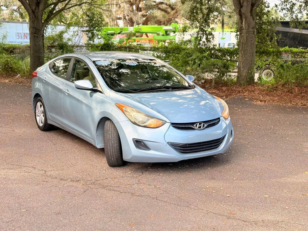 Used 2011 Hyundai Elantra GLS w/ Preferred Equipment Pkg 3 image 3