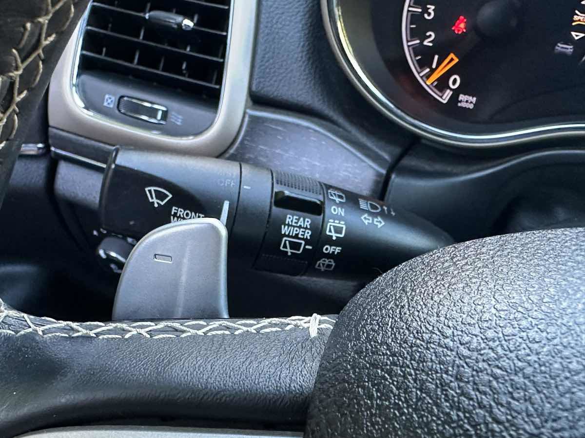 Used 2017 Jeep Grand Cherokee Limited w/ Luxury Group II AWD/4WD image 36