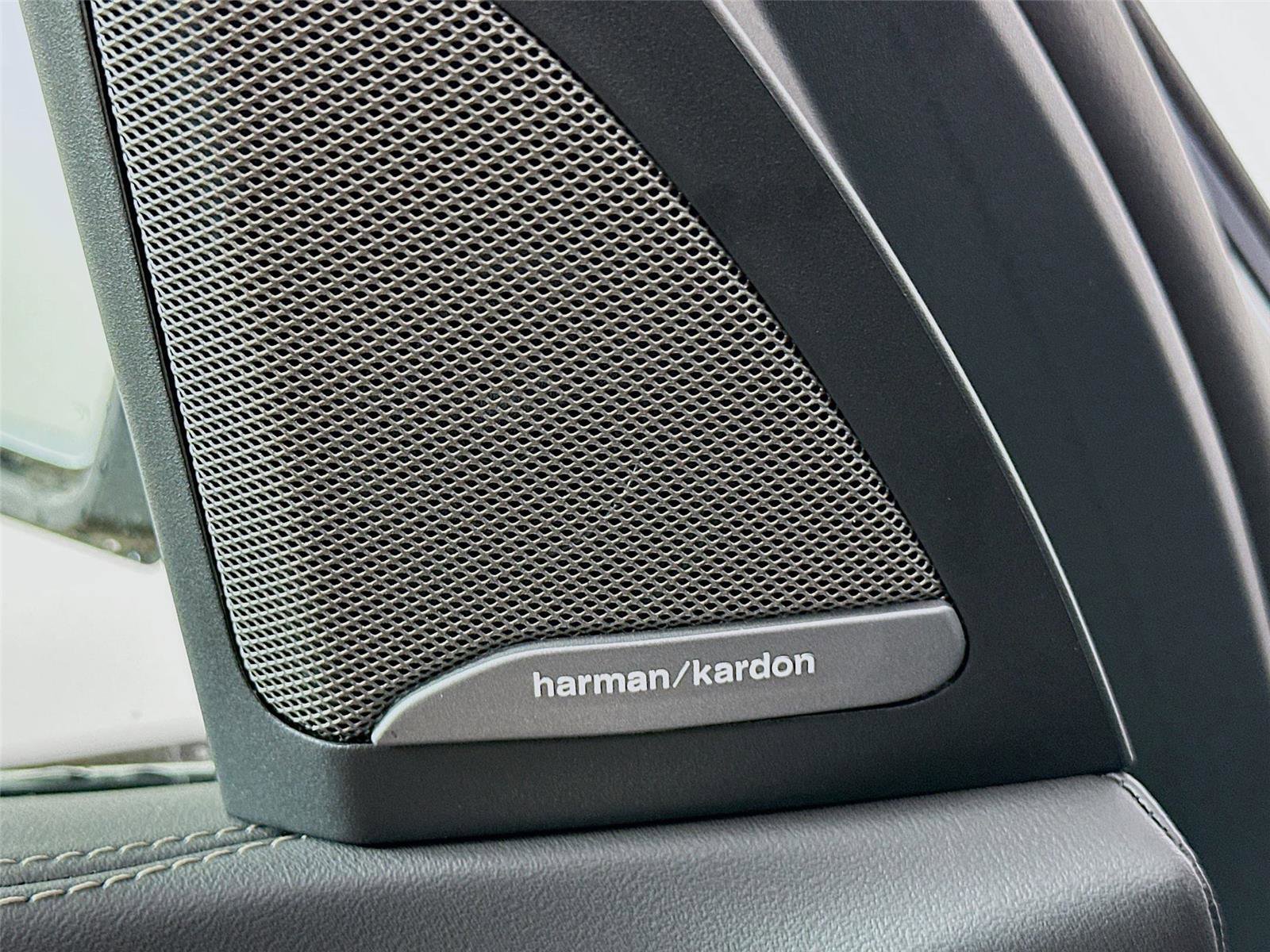 New 2026 BMW X5 xDrive40i w/ M Sport Package image 19