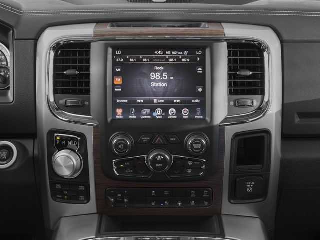 Used 2017 RAM 1500 Laramie w/ Convenience Group image 7