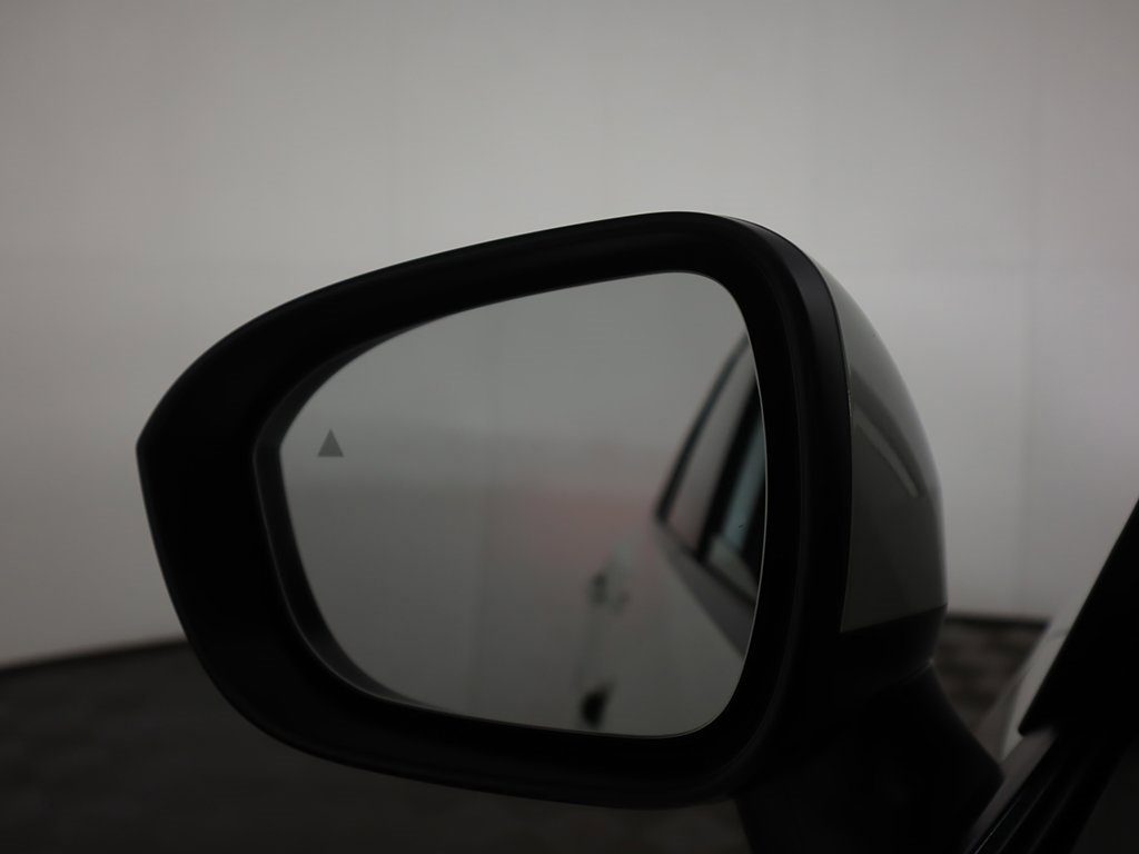 Used 2023 Nissan Rogue SL w/ SL Premium Package image 38