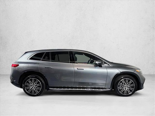 Used 2023 Mercedes-Benz EQS 580 4MATIC SUV image 4