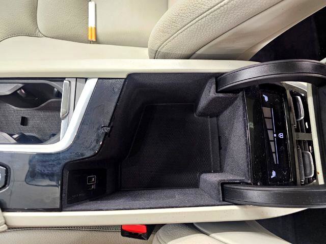 Used 2021 Volvo XC90 T5 Momentum w/ Climate Package image 30