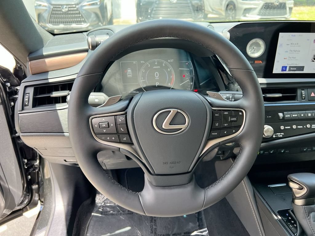 Certified 2025 Lexus ES 350 w/ Premium Package FWD image 13