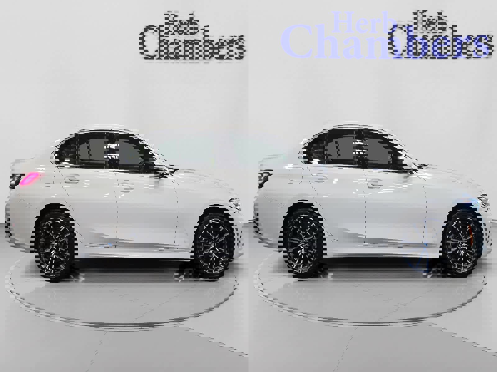 Used 2022 BMW 330i xDrive Sedan w/ Driving Assistance Package image 12