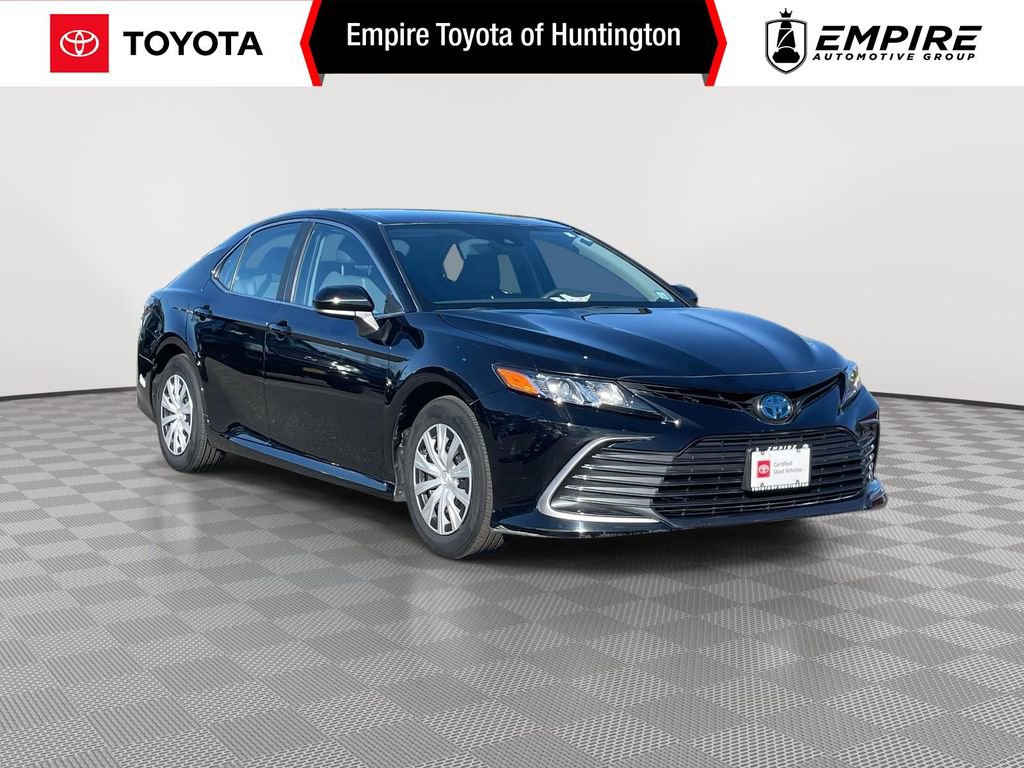 Used 2022 Toyota Camry LE