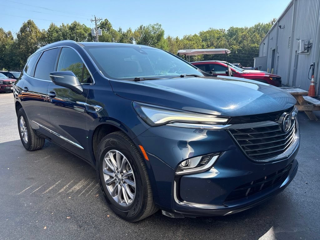 Used 2023 Buick Enclave Essence w/ Trailering Package, 5000 lbs. FWD image 2