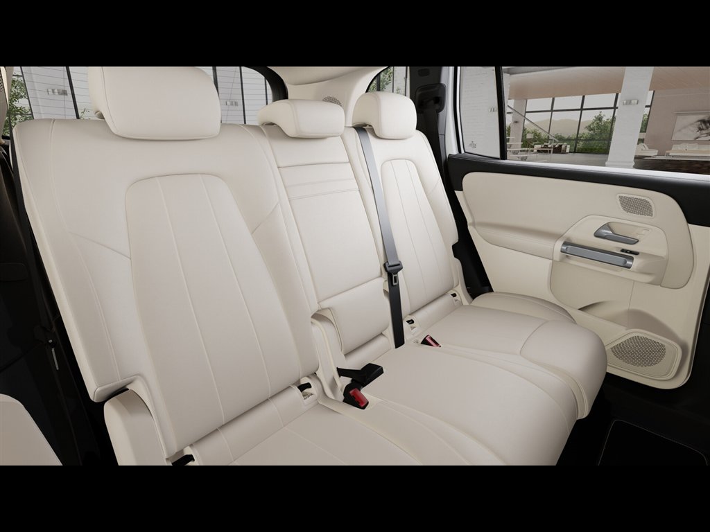 Certified 2026 Mercedes-Benz GLB 250 4MATIC image 40