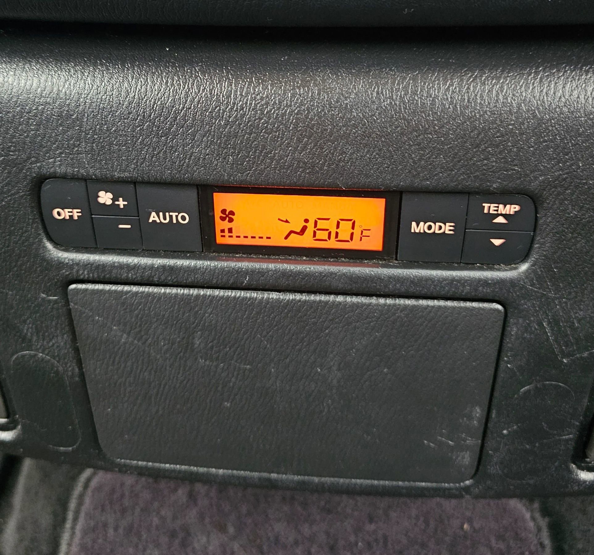 Used 2020 Nissan Armada SL w/ Premium Package image 11