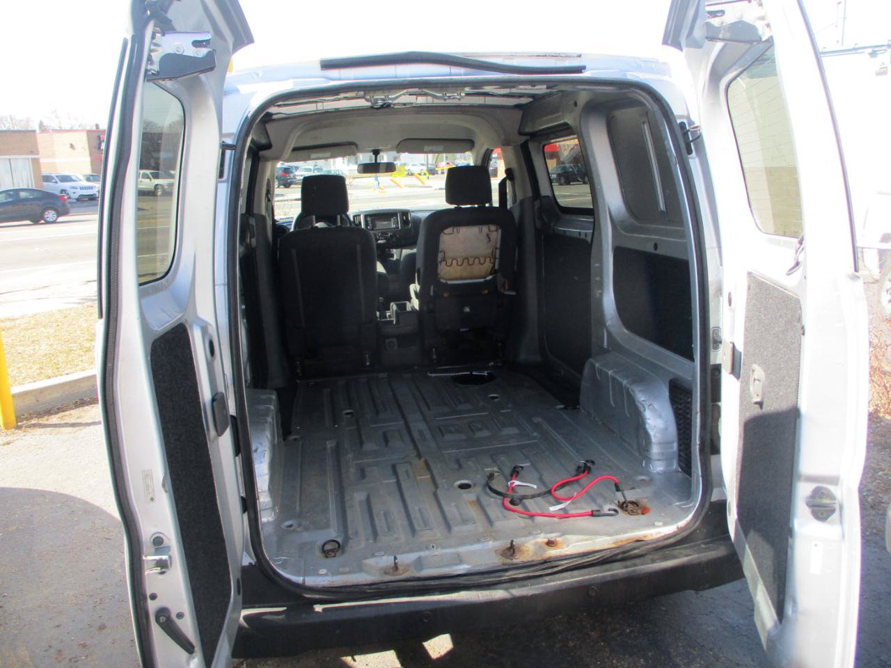 Used 2015 Chevrolet City Express LT w/ Technology Package FWD image 6