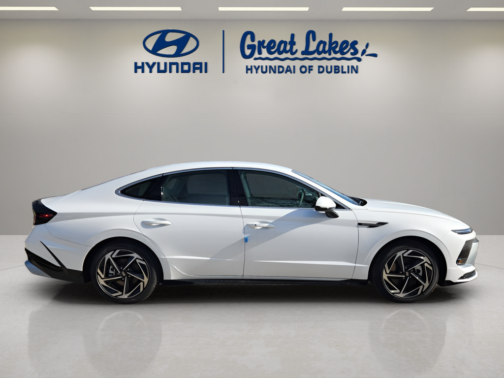 New 2026 Hyundai Sonata SEL FWD image 6