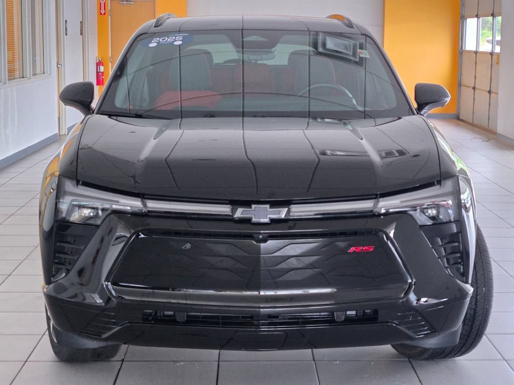 Certified 2025 Chevrolet Blazer EV RS AWD/4WD image 3