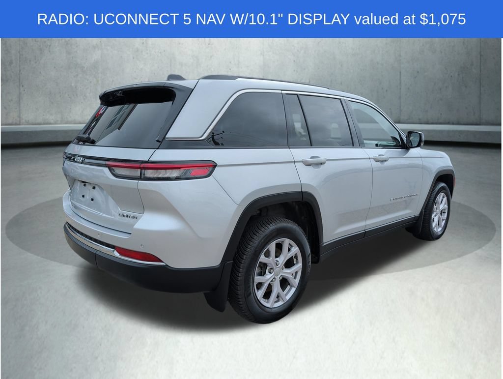 Used 2022 Jeep Grand Cherokee Limited w/ Luxury Tech Group II AWD/4WD image 7