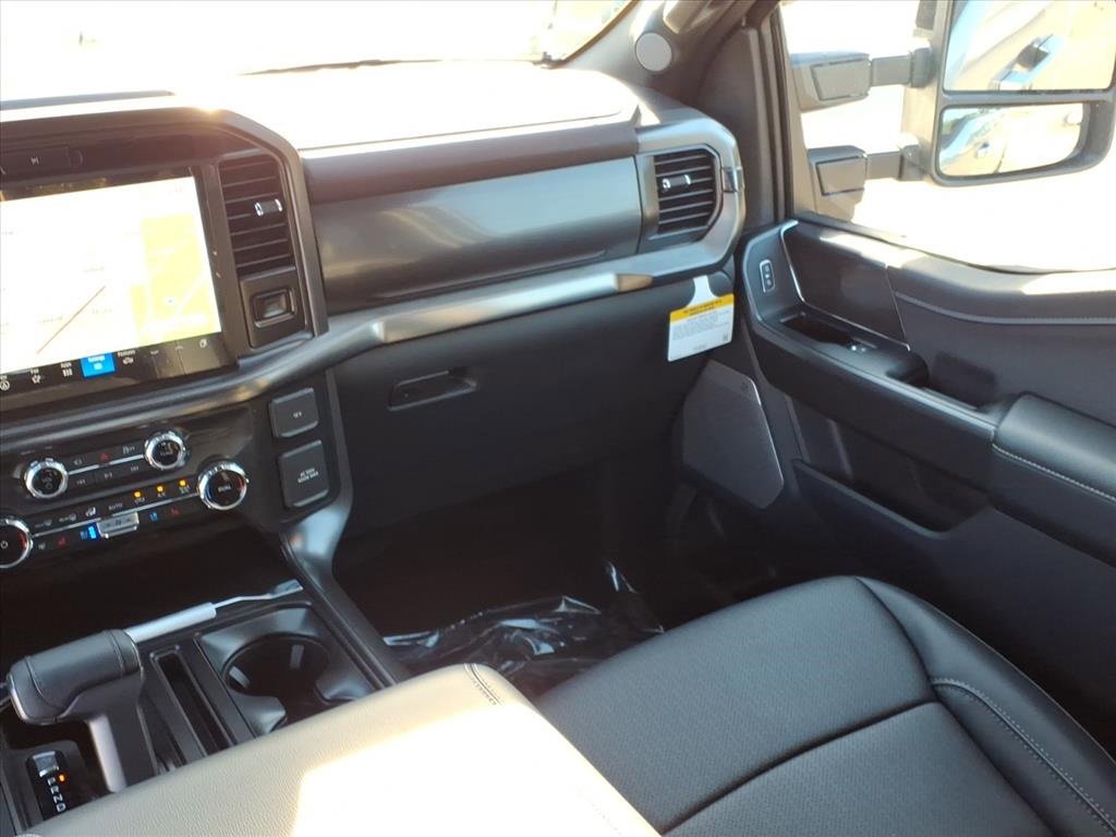New 2025 Ford F150 Lariat image 10