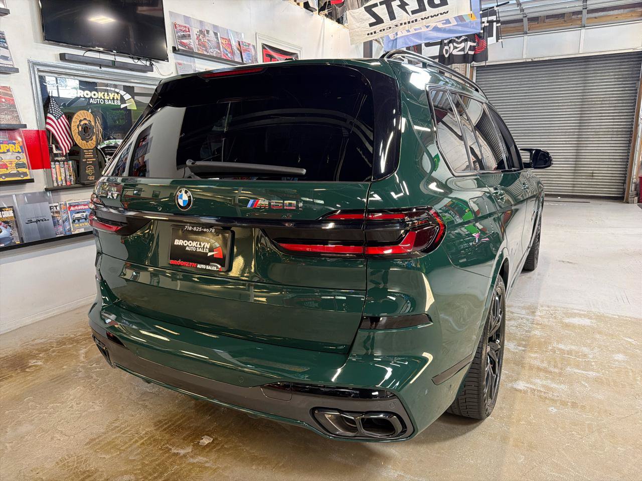 Used 2024 BMW X7 M60i w/ M Sport Professional Package AWD/4WD image 7