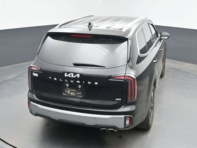 Used 2024 Kia Telluride EX w/ EX Captain's Chair Package AWD/4WD image 24