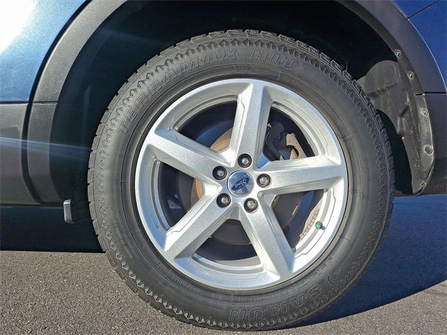 Used 2018 Ford Explorer XLT w/ Equipment Group 201A image 8