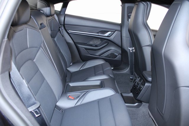 New 2025 Porsche Taycan image 22