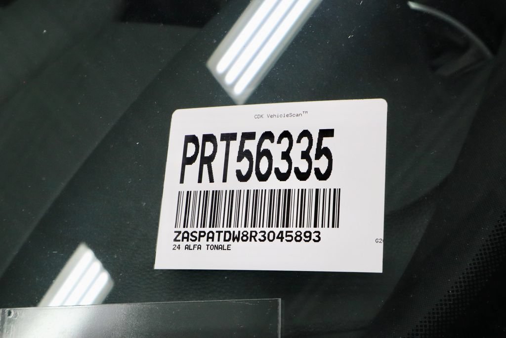 Used 2024 Alfa Romeo Tonale Veloce AWD/4WD image 38