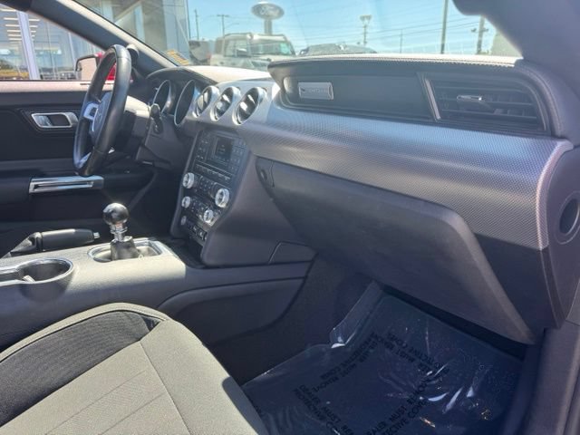 Used 2018 Ford Mustang GT RWD image 33