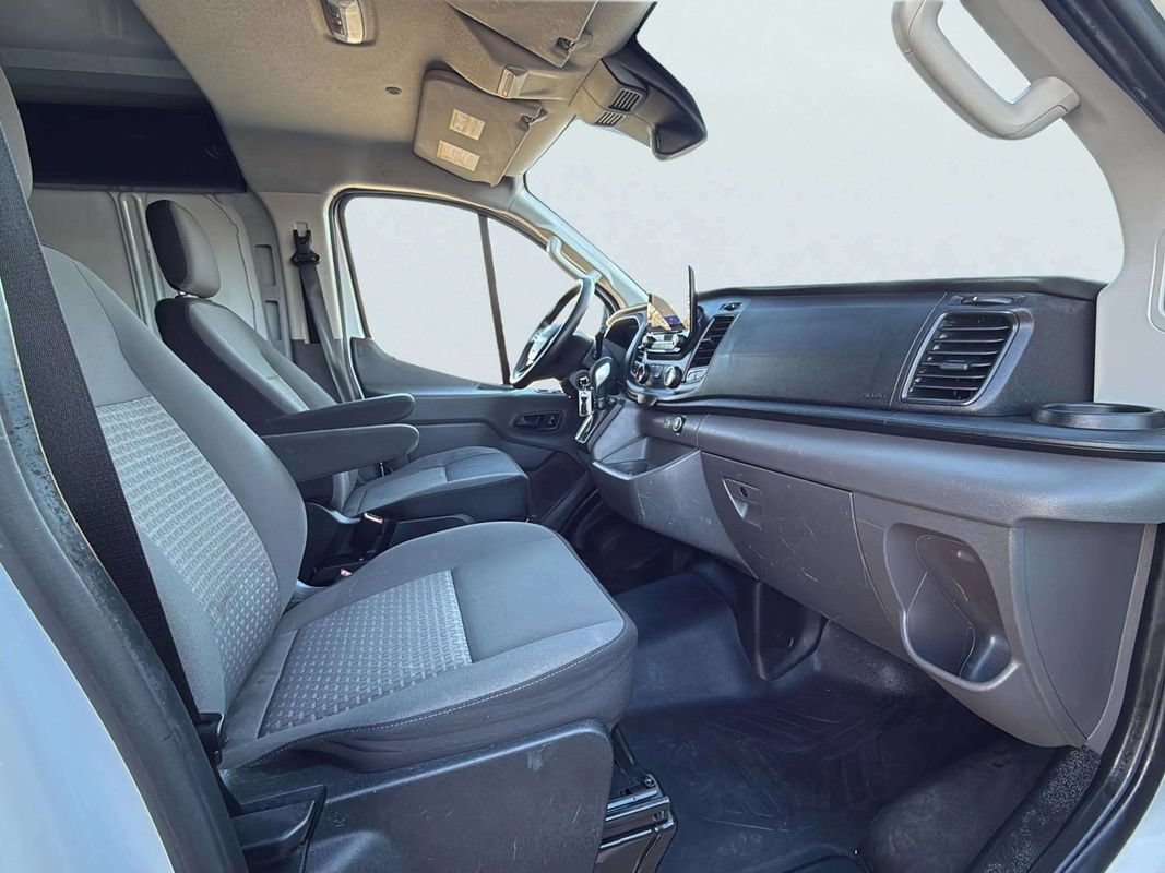 Used 2020 Ford Transit 150 Low Roof AWD image 13