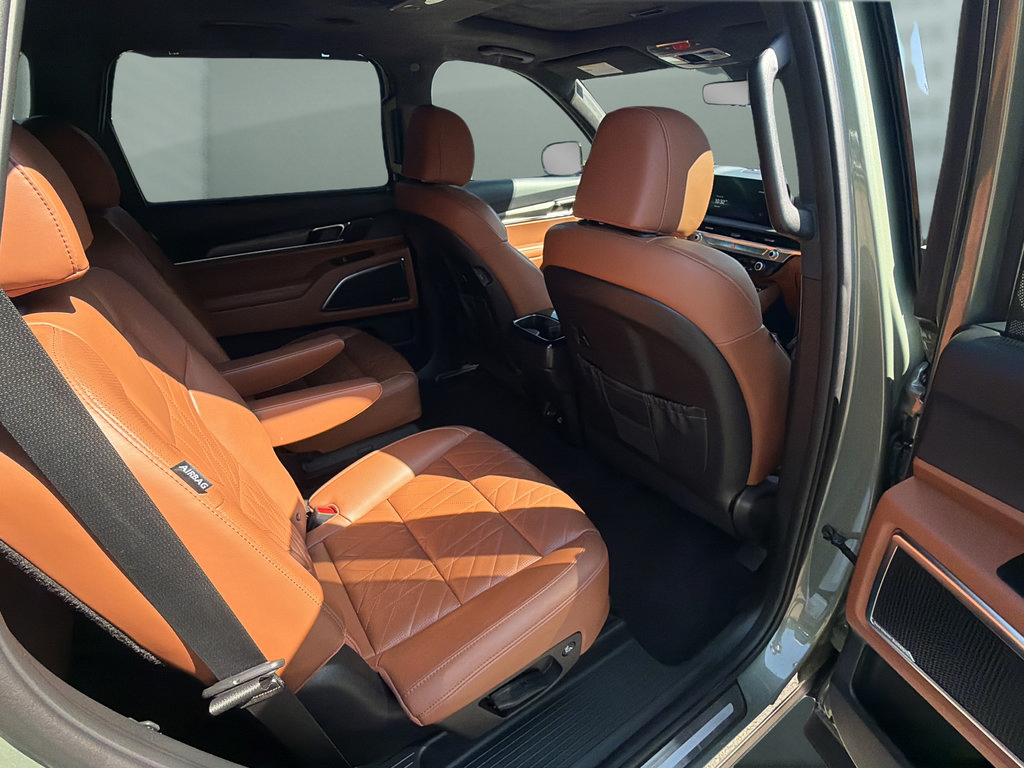 Used 2024 Kia Telluride SX Prestige X-Pro AWD/4WD image 29
