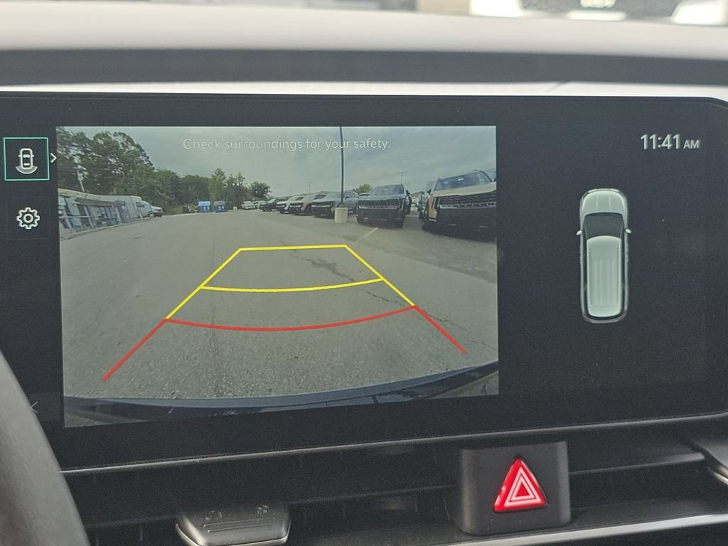 Used 2026 Kia Carnival LX FWD image 28