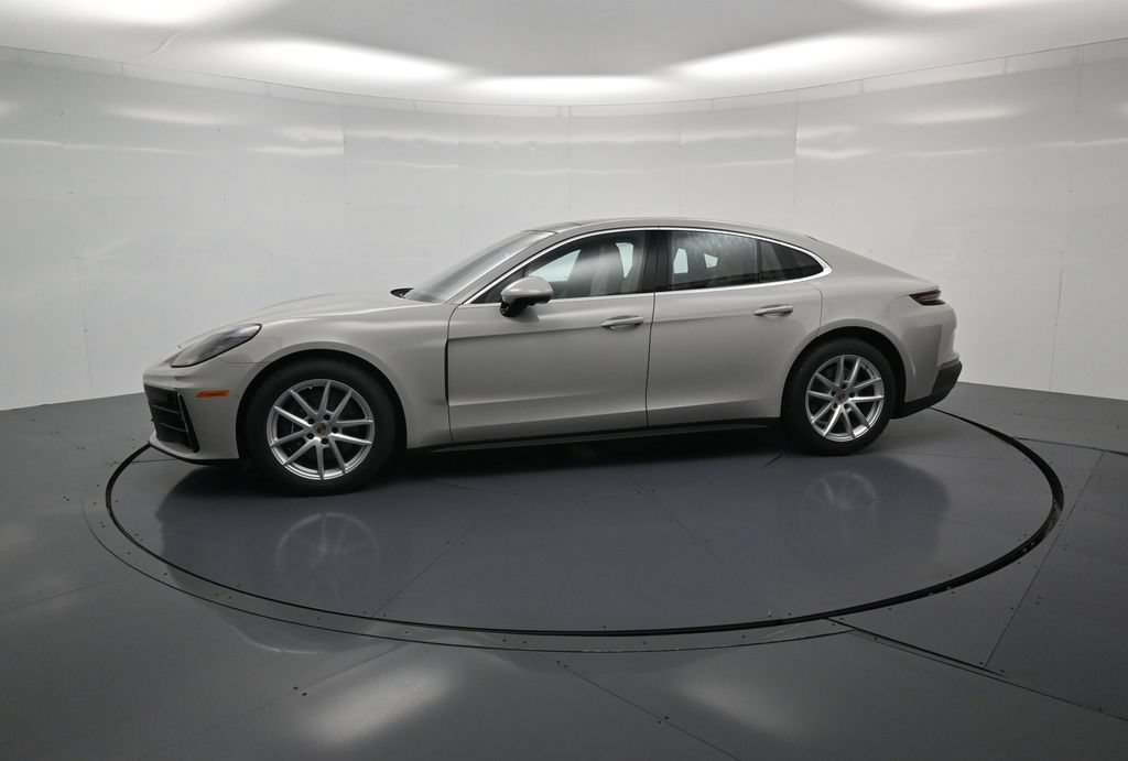 Certified 2026 Porsche Panamera image 2