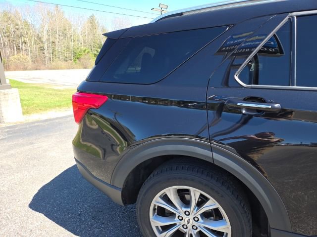 Used 2021 Ford Explorer Limited w/ Equipment Group 301A AWD/4WD image 34