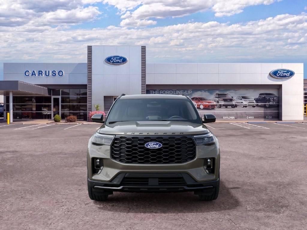 New 2027 Ford Explorer ST-Line AWD/4WD image 3