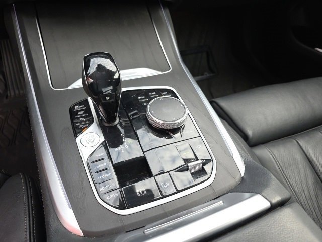 Used 2019 BMW X7 xDrive50i w/ Premium Package image 18