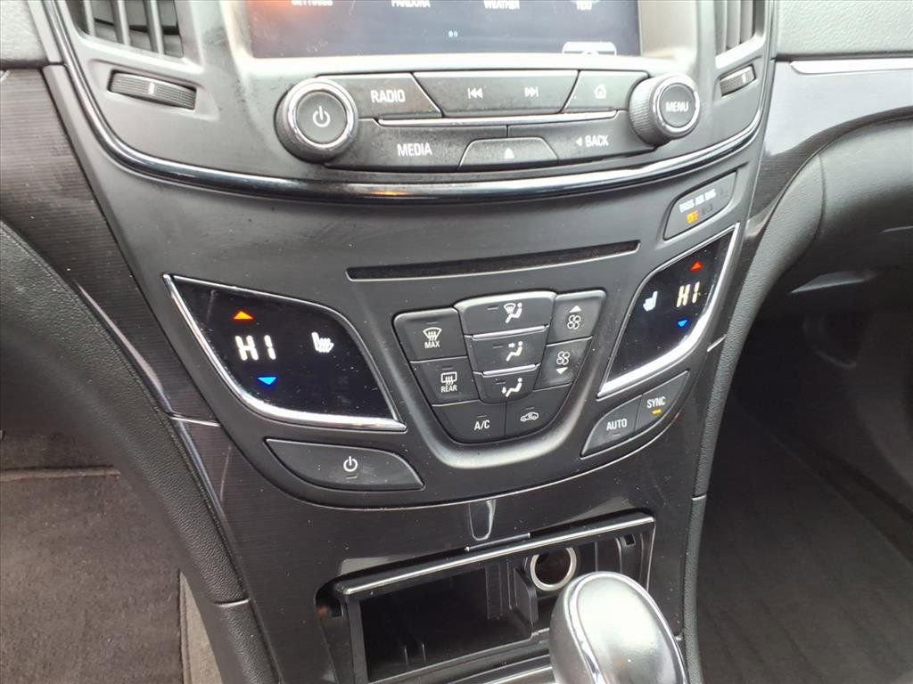 Used 2017 Buick Regal Premium w/ Driver Confidence Package #1 image 30