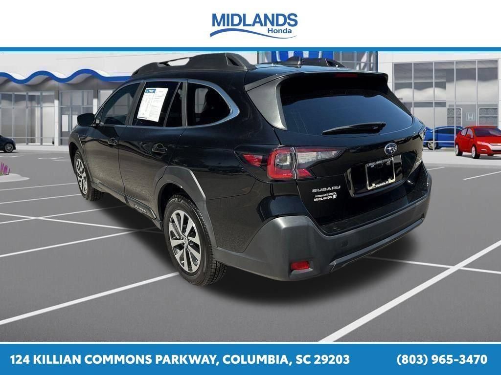 Used 2024 Subaru Outback Premium AWD/4WD image 11