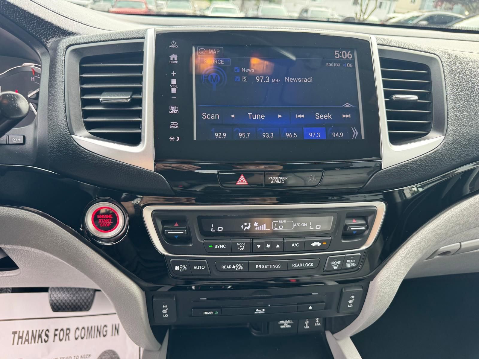 Used 2017 Honda Pilot Touring image 19