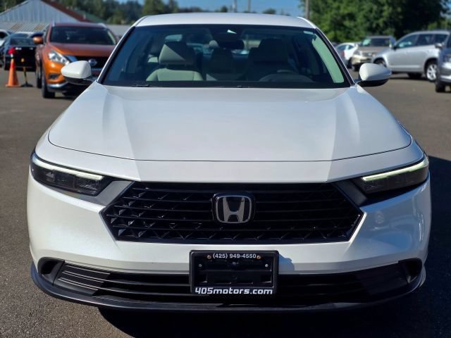 Used 2023 Honda Accord LX image 2