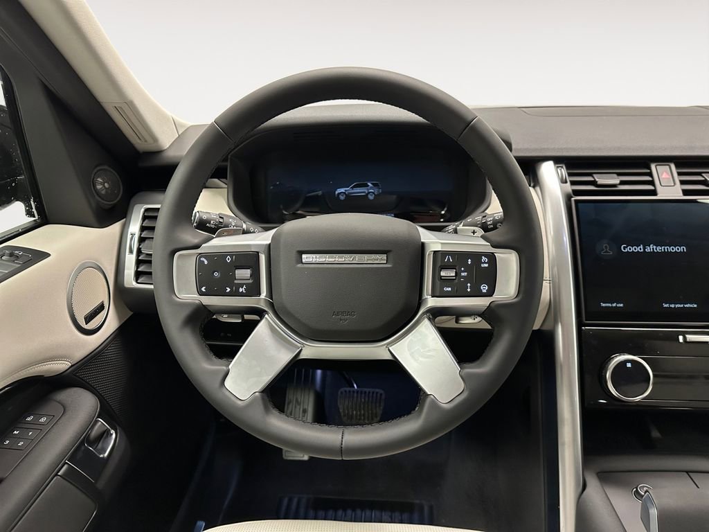 New 2026 Land Rover Discovery S image 12