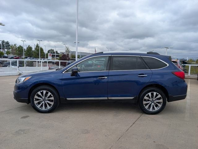 Used 2017 Subaru Outback 3.6R Touring AWD/4WD image 7