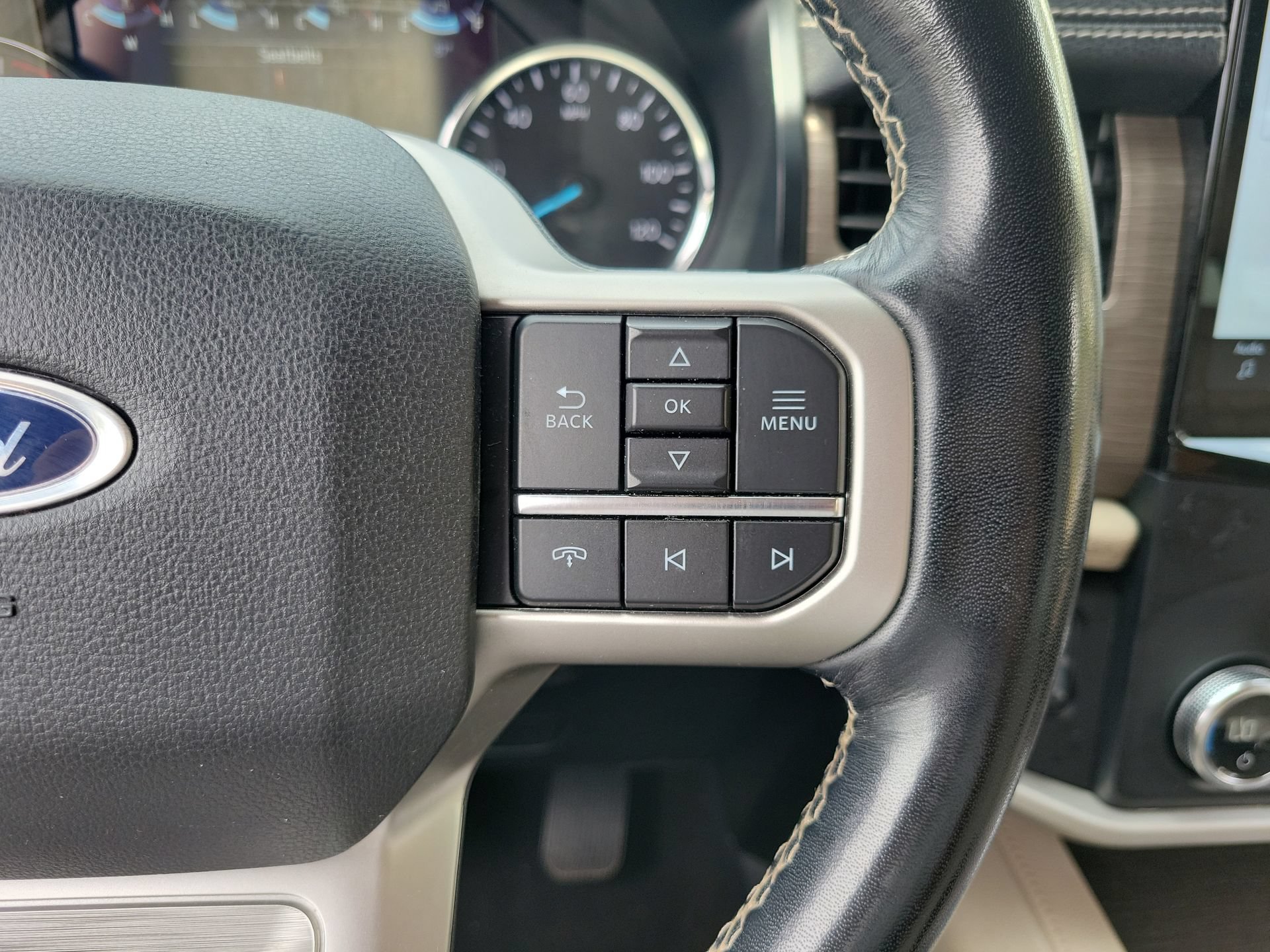 Used 2023 Ford Expedition Limited RWD image 32