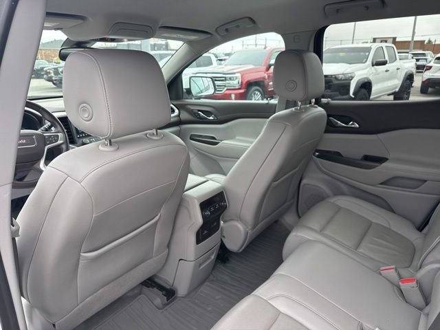 Used 2023 GMC Acadia SLT FWD image 28