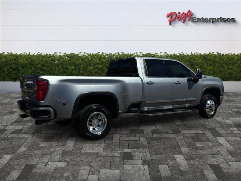 Used 2024 Chevrolet Silverado 3500 High Country image 8