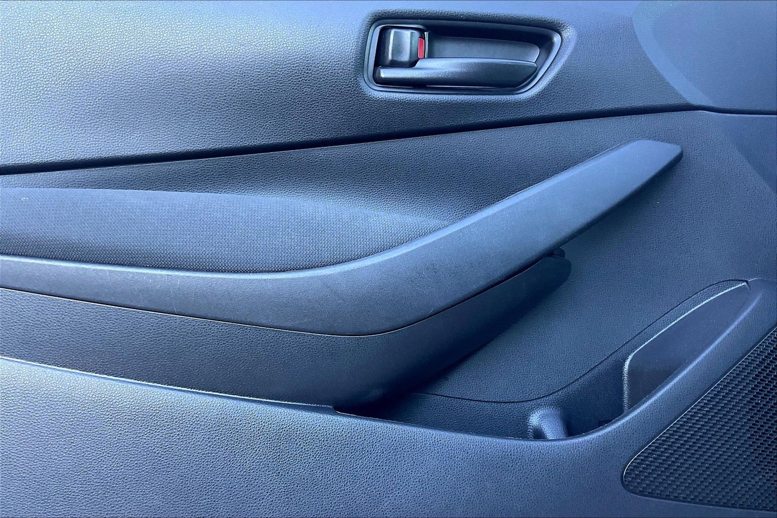 Used 2022 Toyota Corolla LE image 15