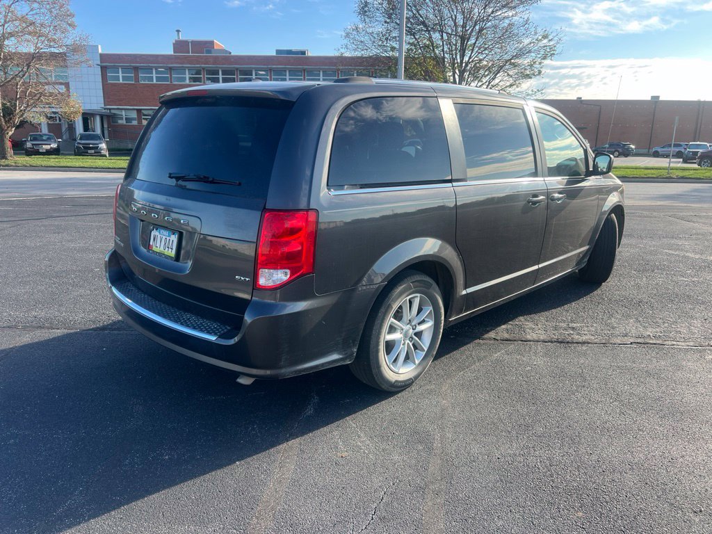 Used 2020 Dodge Grand Caravan SXT FWD image 5