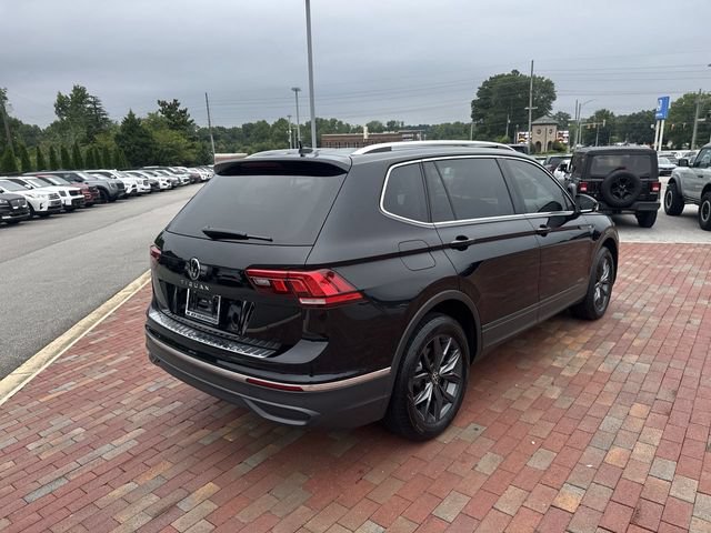 Used 2023 Volkswagen Tiguan SE FWD image 36