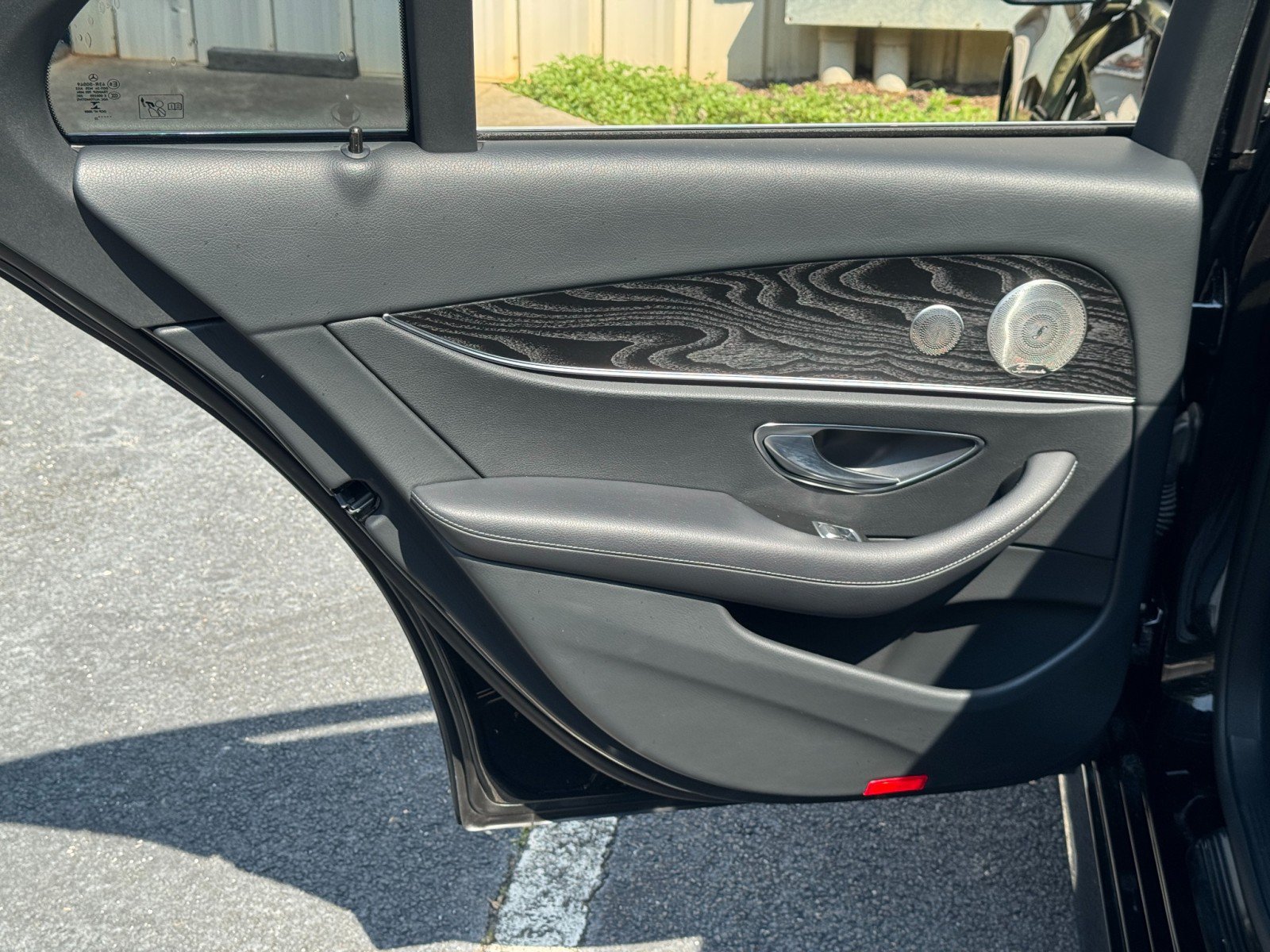 Used 2022 Mercedes-Benz E 350 Sedan w/ AMG Line Exterior image 46