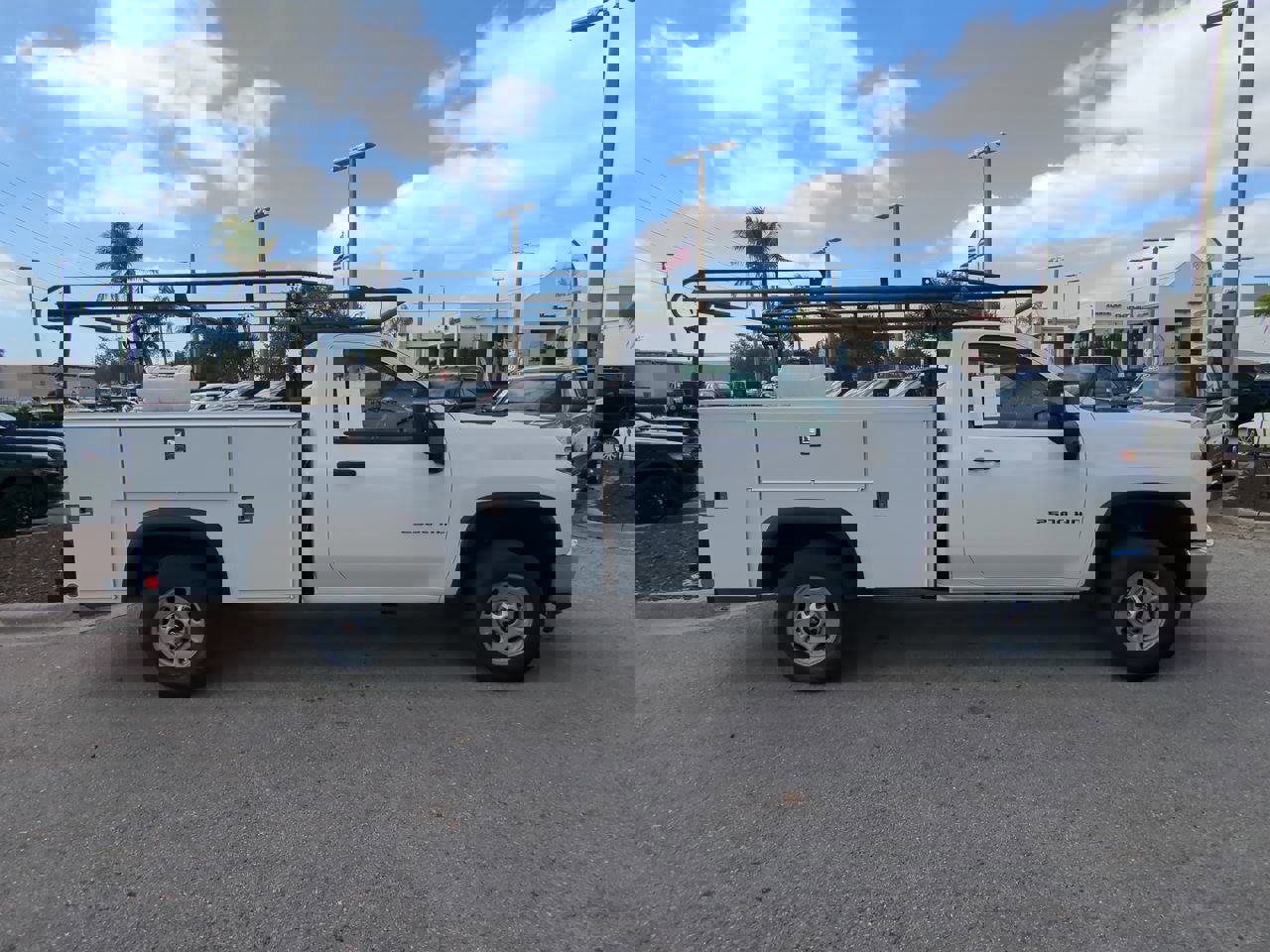 Used 2023 Chevrolet Silverado 2500 W/T w/ WT Convenience Package image 4