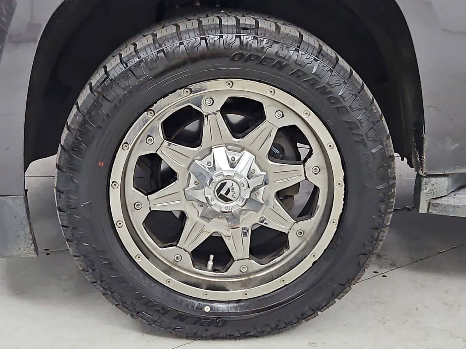 Used 2015 Chevrolet Tahoe LS AWD/4WD image 13
