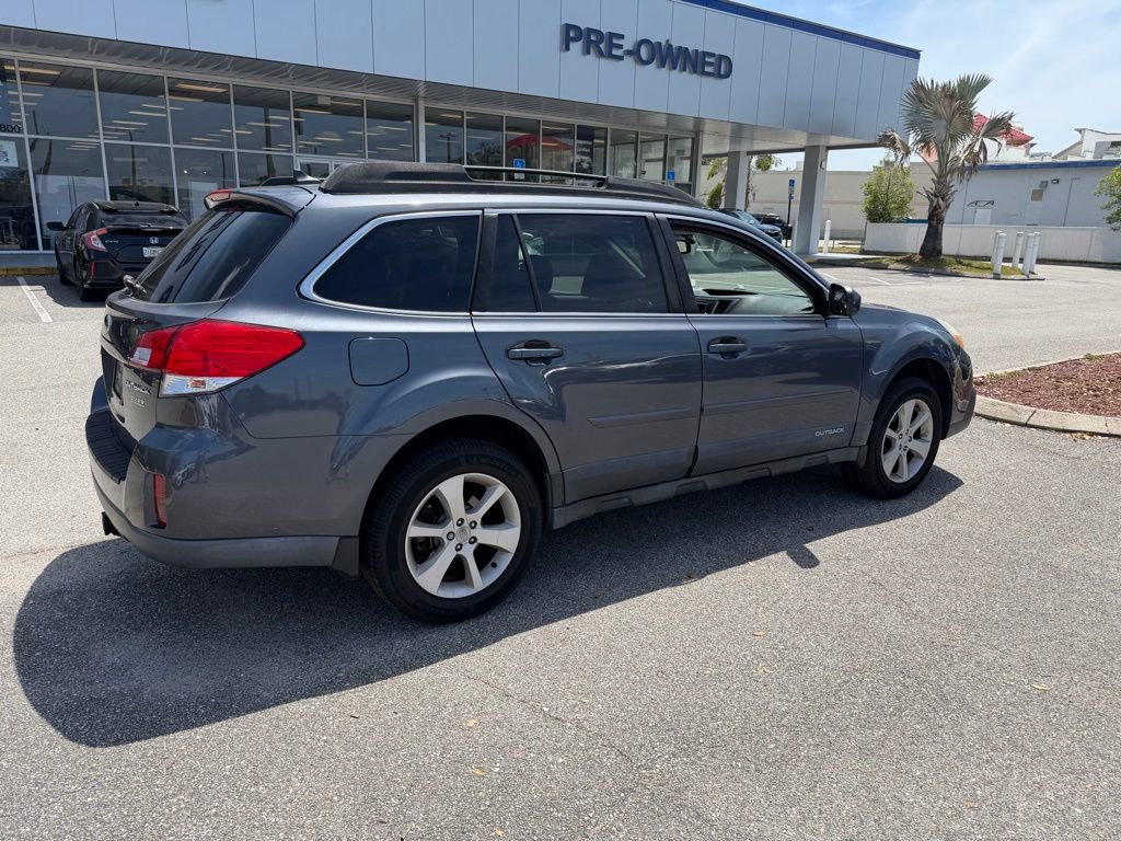 Used 2014 Subaru Outback 2.5i Premium AWD/4WD image 3