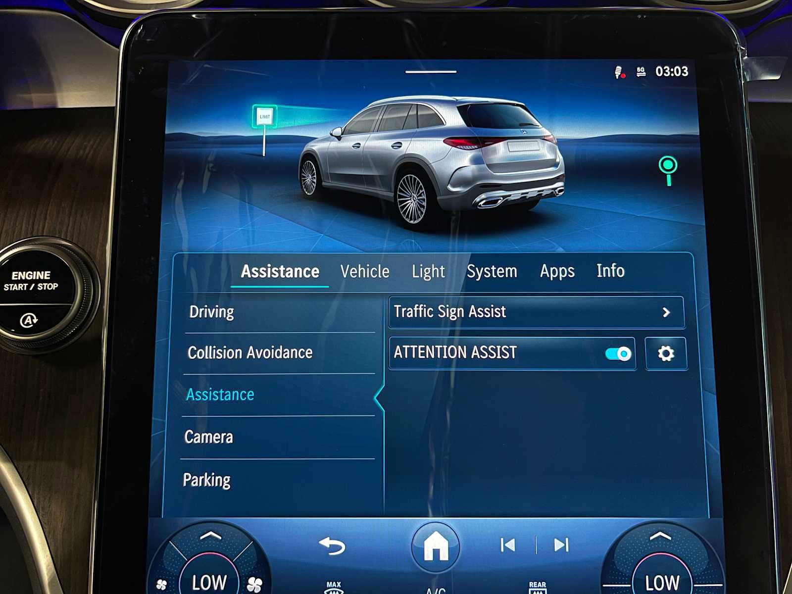 New 2025 Mercedes-Benz GLC 300 4MATIC image 30