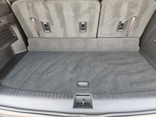 Used 2024 Chevrolet Traverse LT w/ Midnight/Sport Edition image 33